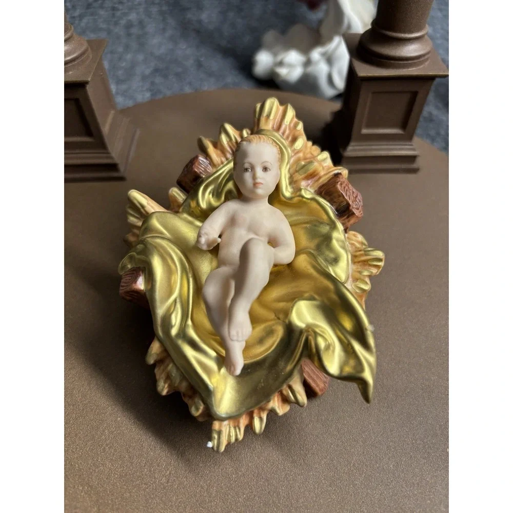 Vintage 1982 Franklin Mint The Vatican Nativity Set Large Set Christmas